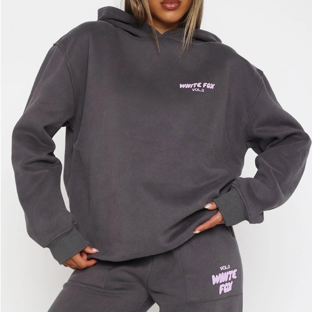 White fox hoodie L/XL